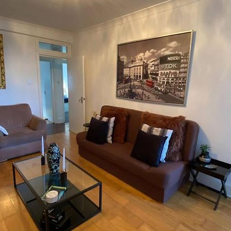 2 Bedroom Flat In Camberwell Green - Central Location With Excellent Connections To Tourist Attractions And Main London Airports Dış mekan fotoğraf
