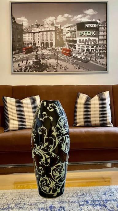 2 Bedroom Flat In Camberwell Green - Central Location With Excellent Connections To Tourist Attractions And Main London Airports Dış mekan fotoğraf